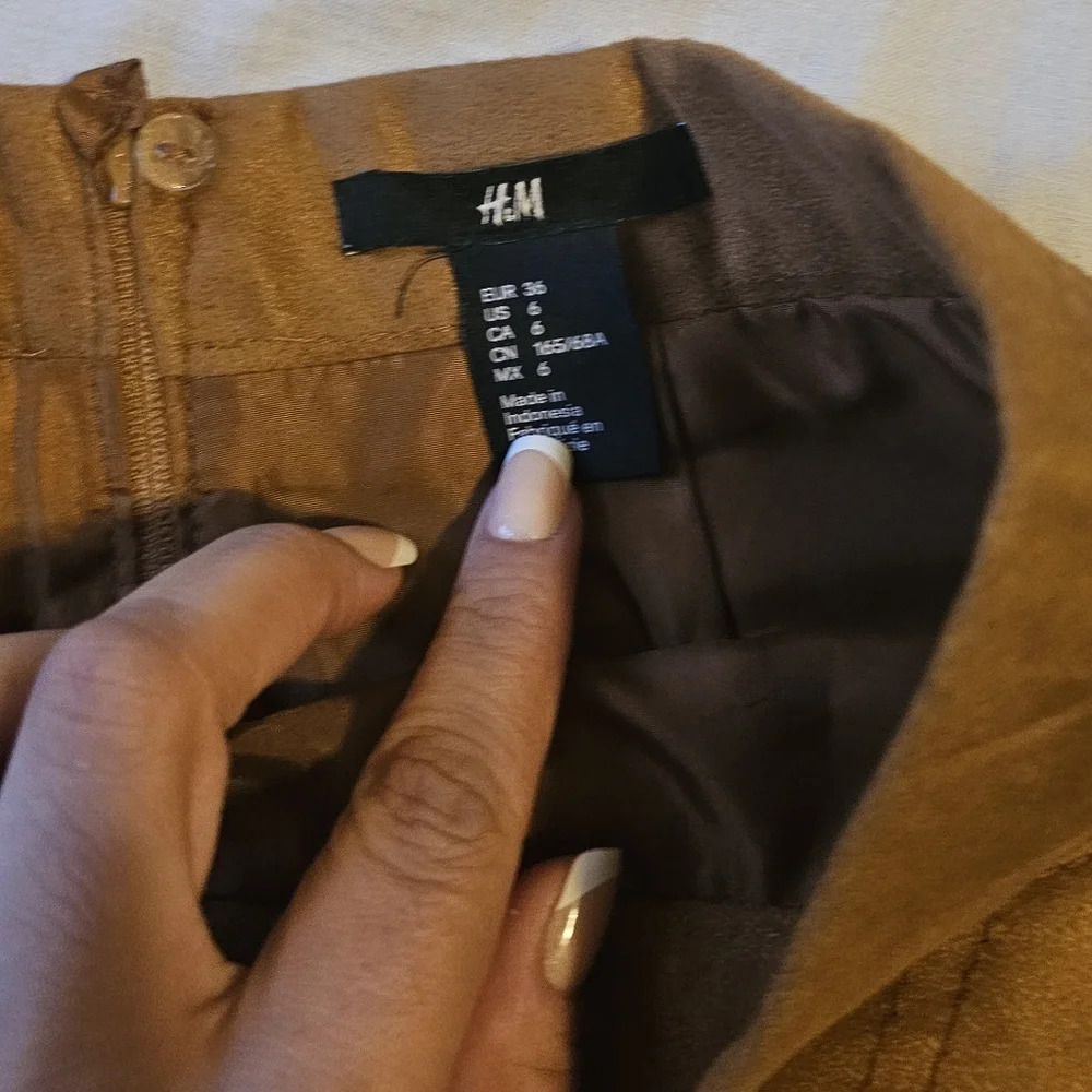 Suede tan skirt - Picture 3 of 5